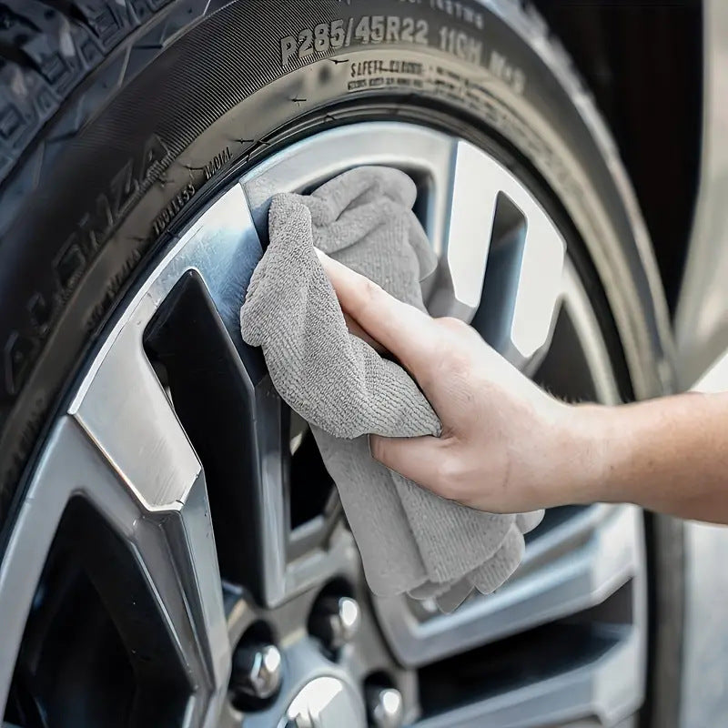 Microfiber Cleaning Cloth Light Green - 5 Pcs- High Performance - 1200 Washes, Ultra Absorbent Towels Weave Grime & Liquid for Streak-Free Mirror Shine - Car Washing Cloth